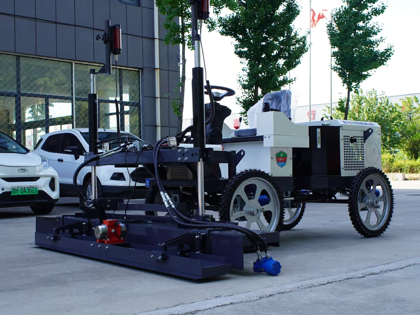 JIUBANG JB35-30 Laser Screed 1