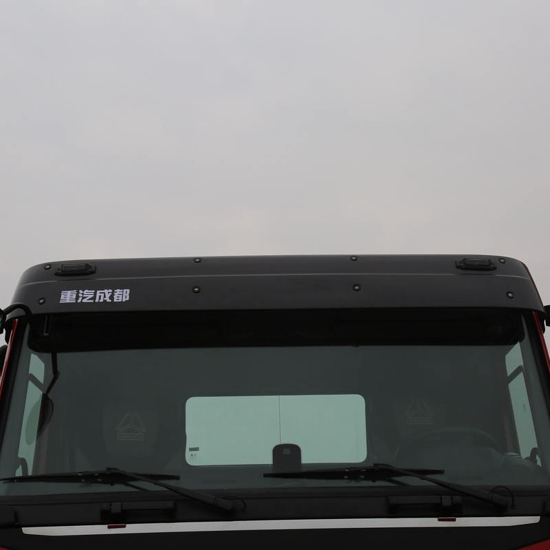 China heavy duty truck Chengdu commercial vehicle Hao Wo V7-X tractor 5
