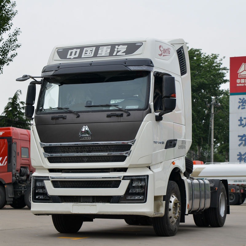 Sinotruk HOWO HOWO TH7 tractor 3