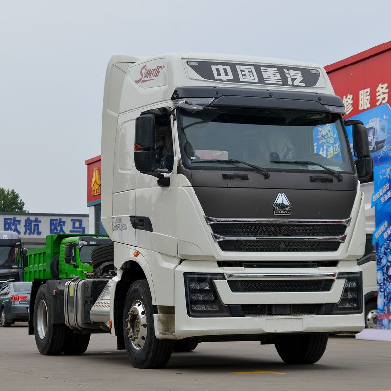 Sinotruk HOWO HOWO TH7 tractor