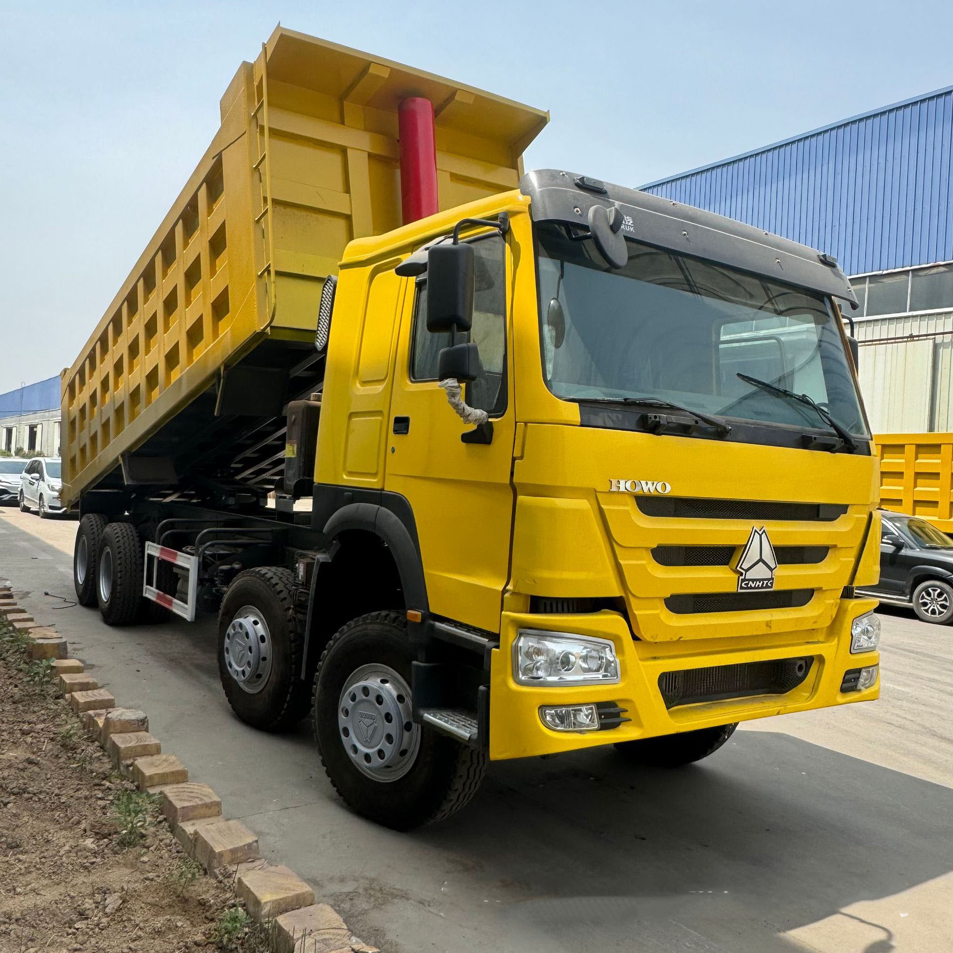Heavy Duty Truck HOWO dump truck 371 horsepower rear eight wheel HOWO truck Shaanxi Automobile SHACMAN 12 wheel dump truck truck 10
