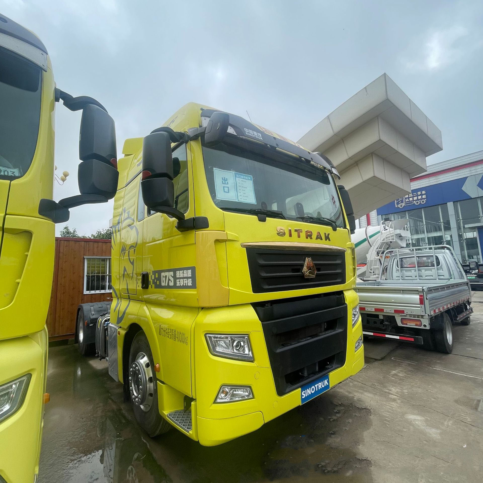 China National Heavy Duty Truck Group Sinotruk SITRAK Single-Drive G7S Semi-Trailer Tractor Truck Head 3