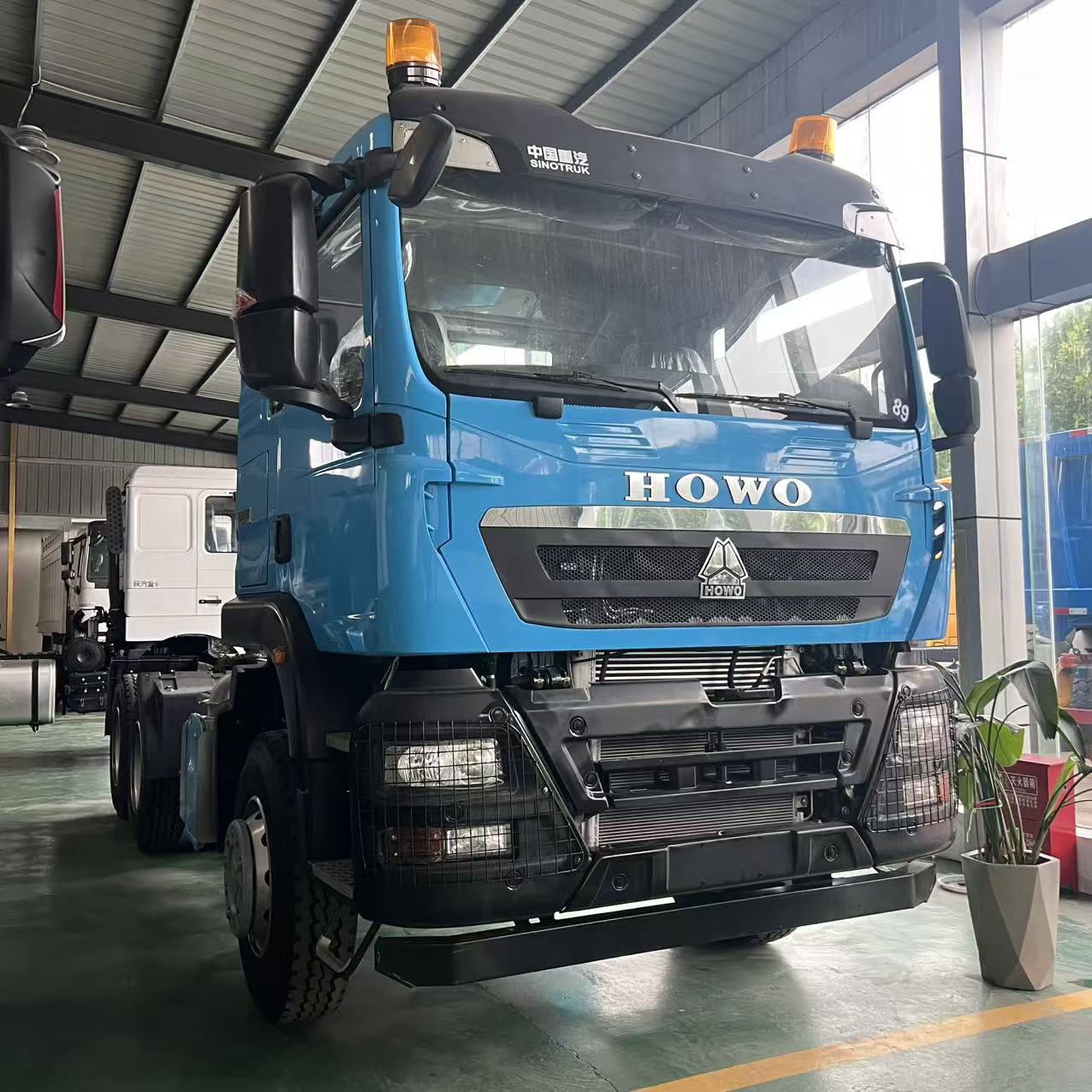 Factory Foreign Trade Supply China Heavy-duty Truck HOWO Tractor Semi-trailer Tractor Heavy-duty Trailer Head 2